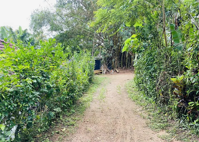 Dhinuka Villa